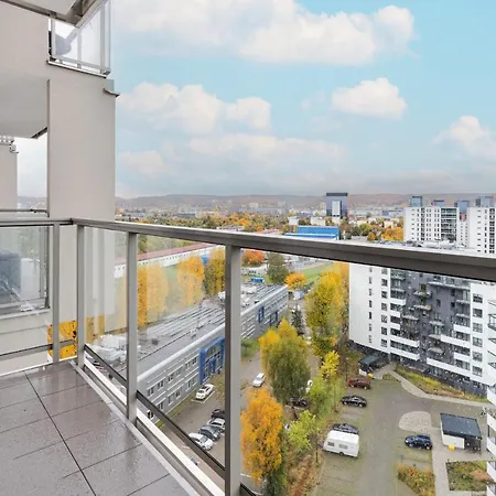 Spacious Aleja Rzeczypospolitej With Balcony By Renters * Gdansk